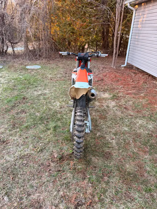 2023 KTM SXF - Photo 3