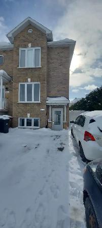 Logement 3 1/3 demi sous-sol (1er juillet 2026) - 925 $ - Photo 6