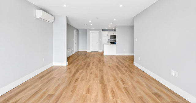 Executive 2 Bed 2 Bath Apartment Chartlottetown - Photo 11