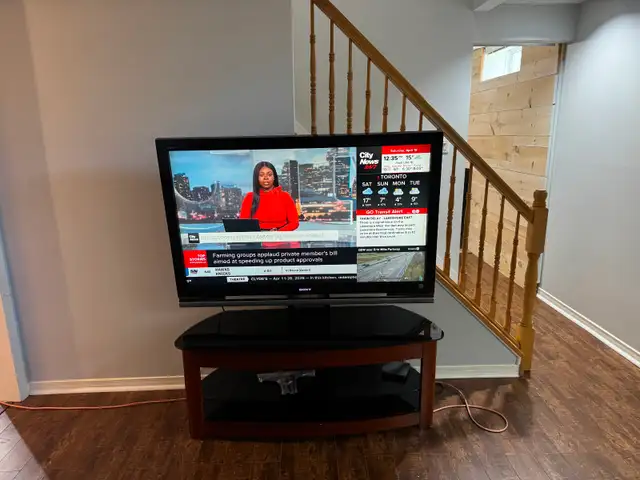 55 inch Sony TV.  Work fine.