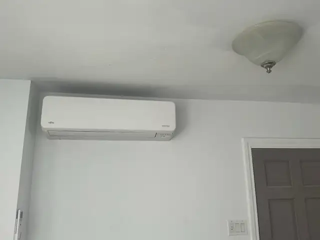 À louer 4 1/2 Renové propre Disponible immédiatement - Photo 3