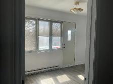 À louer 4 1/2 Renové propre Disponible immédiatement - Photo 4