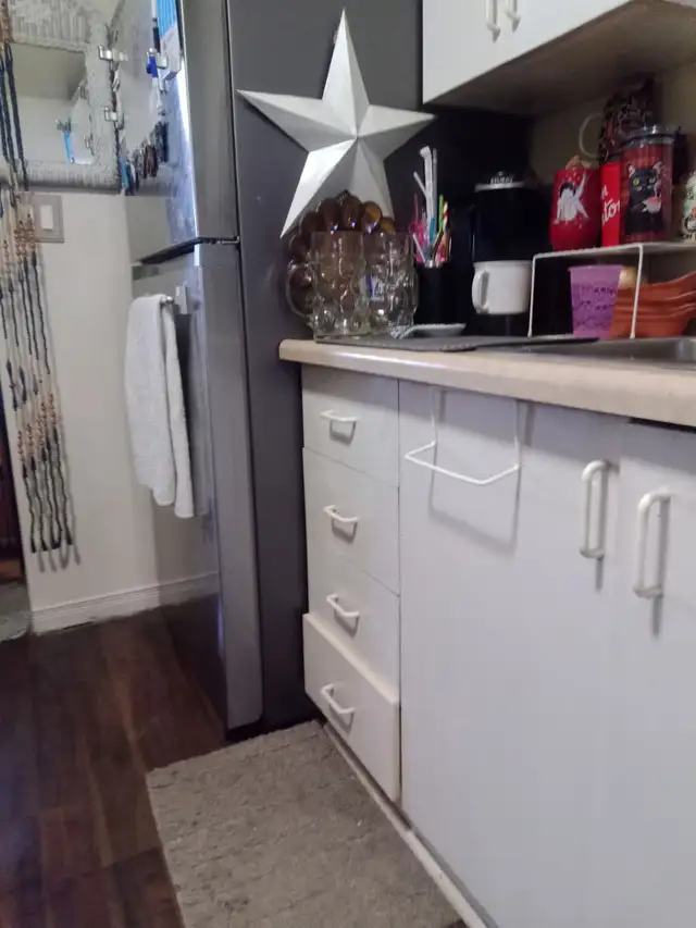 ONE BEDROOM ROOM TO RENT IN 2 BEDROOM HOUSE - Photo 3