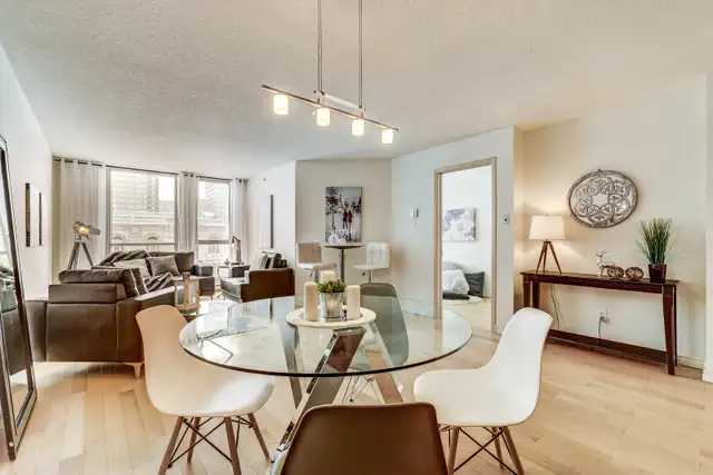 Condo for Rent Downtown / Condo à louer Centre-Ville / Montreal - Photo 2