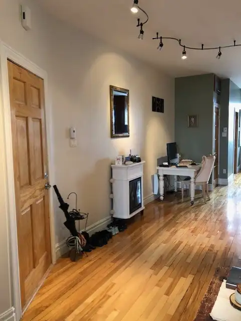 APPARTEMENT - STYLE  LOFT - DISPONIBLE LE 1er JUILLET OU AVANT - Photo 4