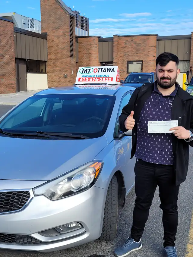 Affordable Driving Lesson - Driving instructor - Driving School - Photo 2