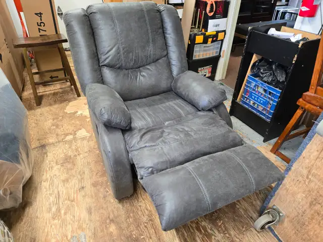 Bladewood Slate Grey Recliner - Photo 2