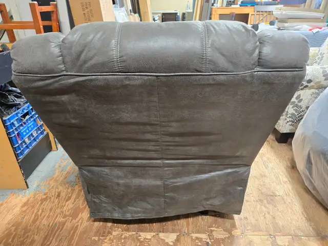 Bladewood Slate Grey Recliner - Photo 4