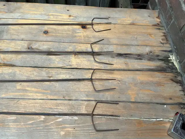 4 Vintage 4 Foot Fire Pit Tongs ! - Photo 6