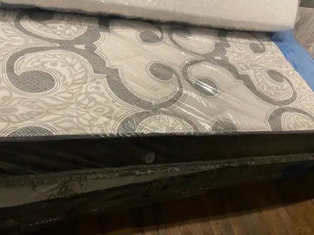 Brand New QUEEN Prudence Mattresses $549 Platform $99 - Photo 6