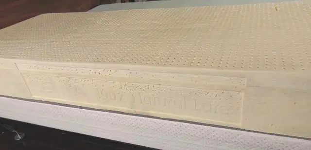 LIEN 'A Latex foam mattress, split queen size (30x80x10")
