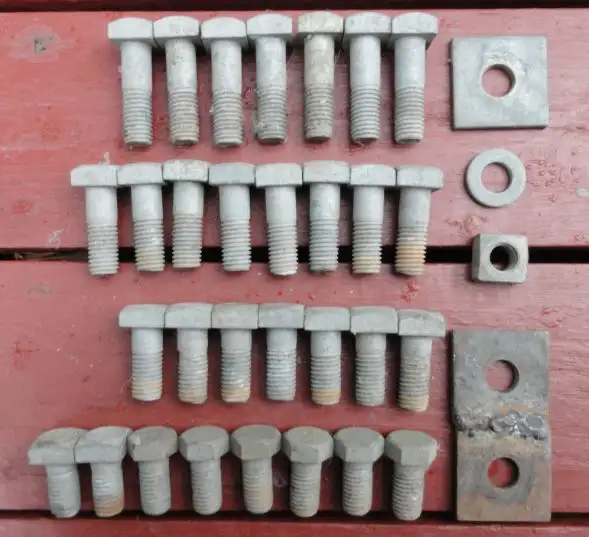 Boulons, rondelles et écrous en acier galvanisé - Photo 2