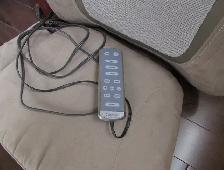 Homedics Shiatsu Heated massage seat - Photo 3
