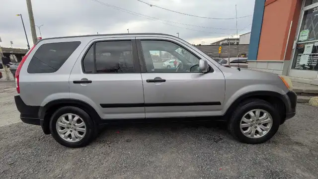 Honda CRV 2005, 271 500 km, transmission automatique, 5 000$