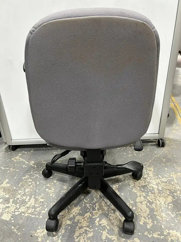 Harts Ergonomic Chair! - Photo 4