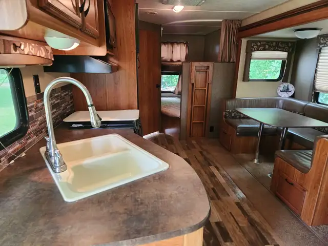 Starcraft Autumn Ridge 289BHS - Photo 4