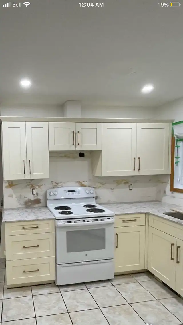 CLEARANCE SALE - IVORY (Off-White) Cabinets - Photo 5