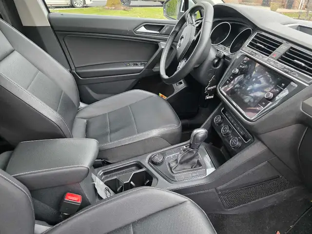 2021 VOLKSWAGEN TIGUAN - Photo 2