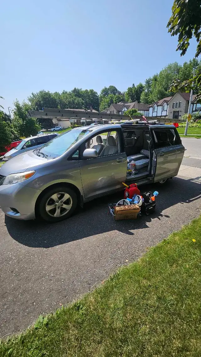 Gutter Cleaning Guelph - Photo 2