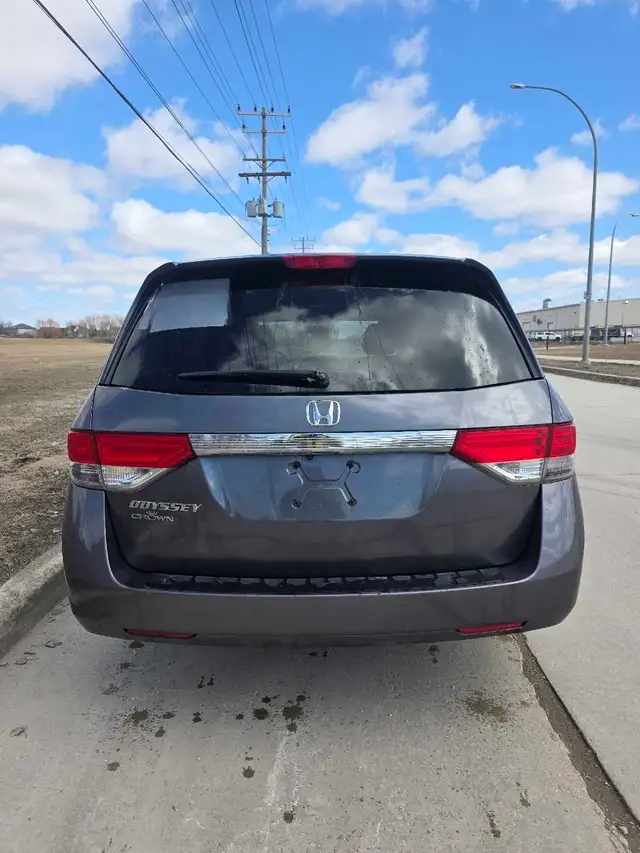 2015 Honda Odyssey EX SAFETIED - Photo 4