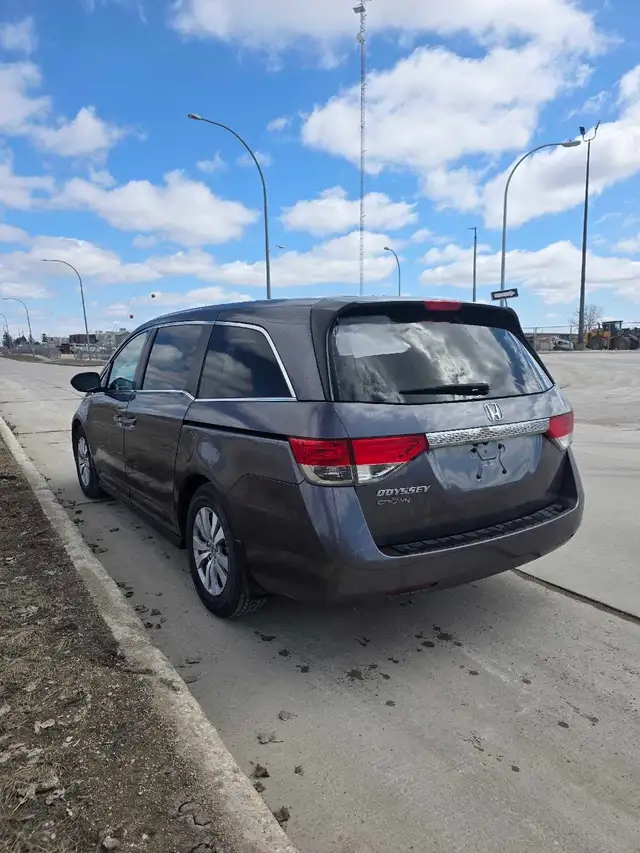 2015 Honda Odyssey EX SAFETIED - Photo 5