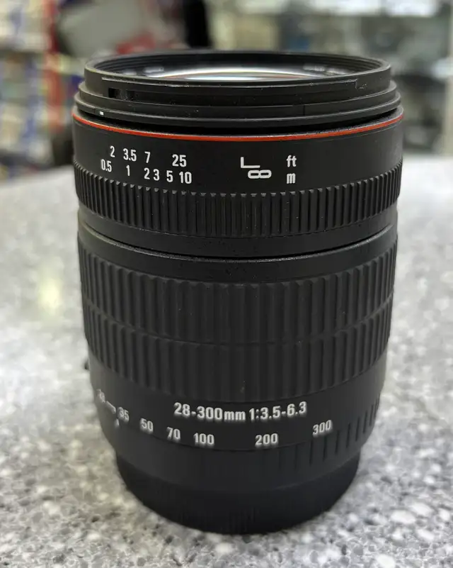 Sigma 28-300mm Zoom LE 3.5-6.3 Macro Lens Nikon - Photo 3