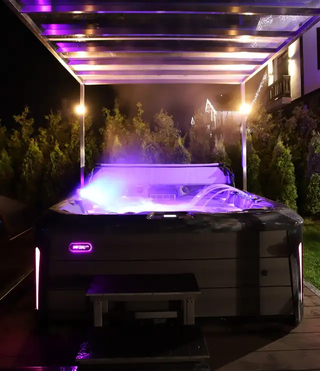 VEGA HOT TUB FOR SALE - Photo 2