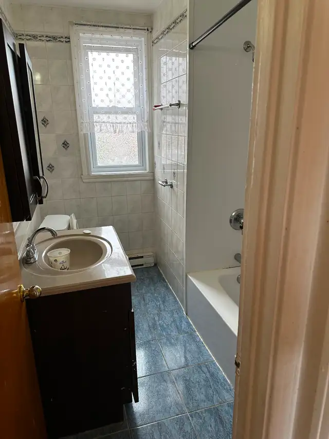 5 1/2 Haut duplex 3 chambres Montreal NDG - Photo 2