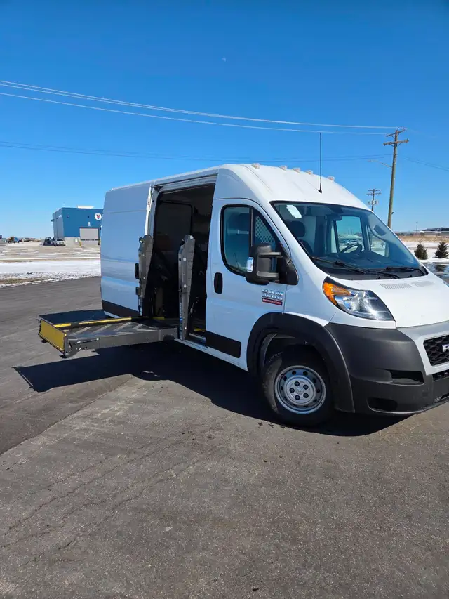 2021 Ram ProMaster 2500 High Roof Cargo / Service Van - Photo 7
