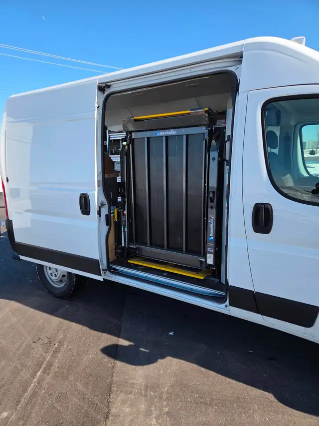 2021 Ram ProMaster 2500 High Roof Cargo / Service Van - Photo 8
