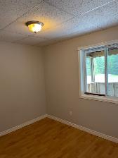 $1675 Month, 2 Person Ground level Apt, No Stairs & Muskoka Room - Photo 10