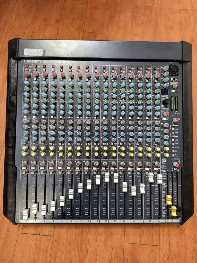 Allen&Heath Mix Wizard WZ4 with case