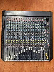 Allen&Heath Mix Wizard WZ4 with case