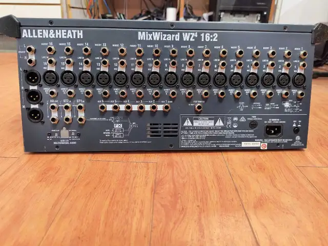 Allen&Heath Mix Wizard WZ4 with case - Photo 2