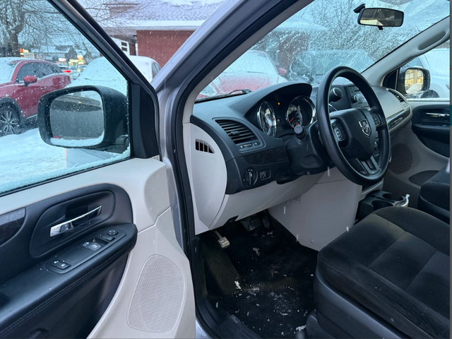 2016 Dodge Grand Caravan SE 123,552 km - Photo 3