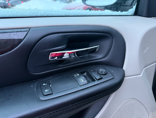 2016 Dodge Grand Caravan SE 123,552 km - Photo 4