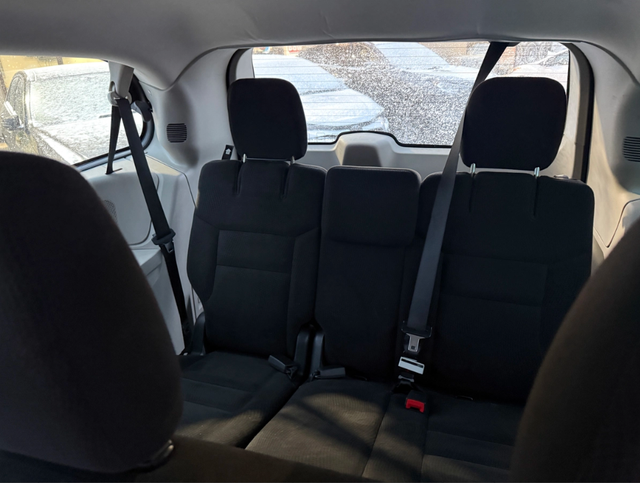 2016 Dodge Grand Caravan SE 123,552 km - Photo 7