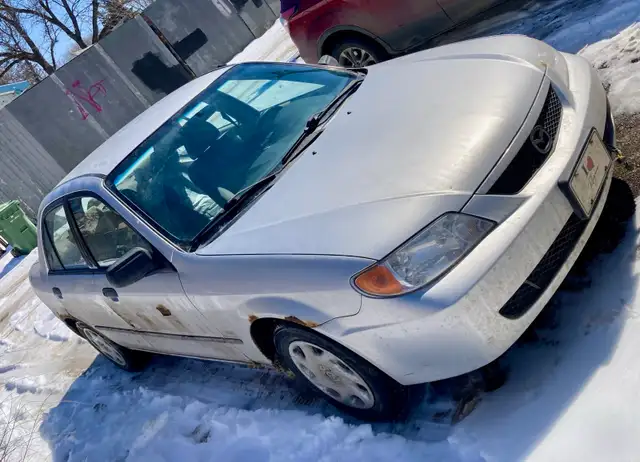 2002 Mazda Protege SE - Photo 5