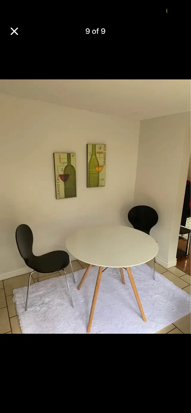 Beautiful IKEA Table & 2 Chairs & Free Delivery - Photo 4