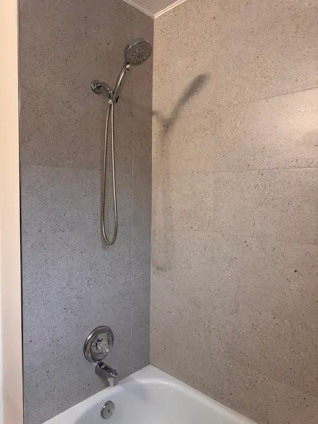 3 1/2 rénové - Grand Boulevard, Saint-Hubert - Photo 8