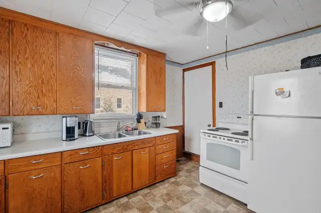 House for sale - Photo 4