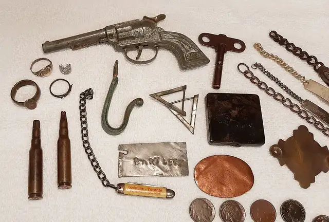 Metal Detecting Finds - Lot 1 - Photo 2