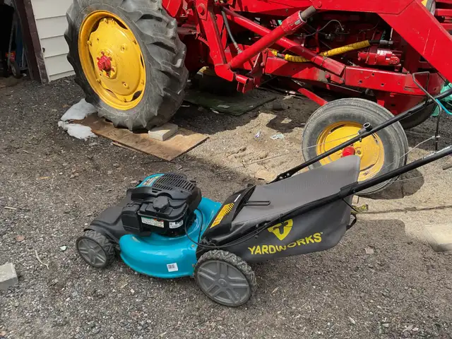Lawnmower - Photo 5