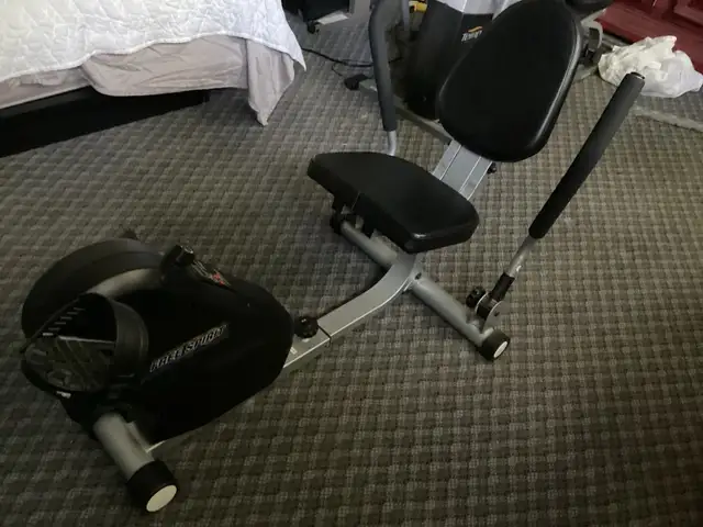 vélo horizontal pour entraînement - Photo 4