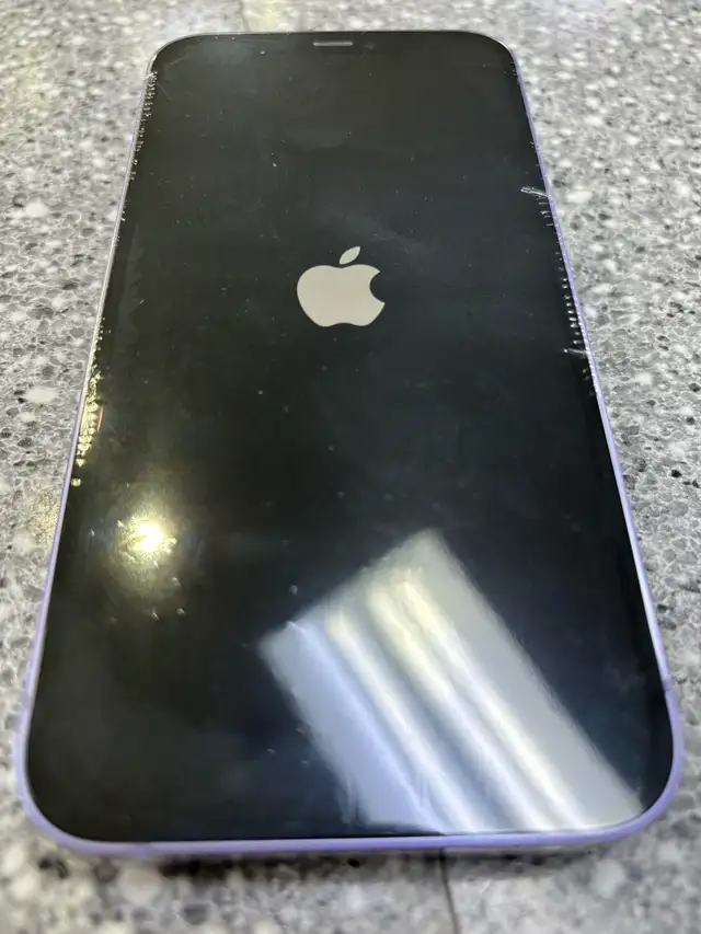 iPhone 12 64GB Purple 82% - Photo 3