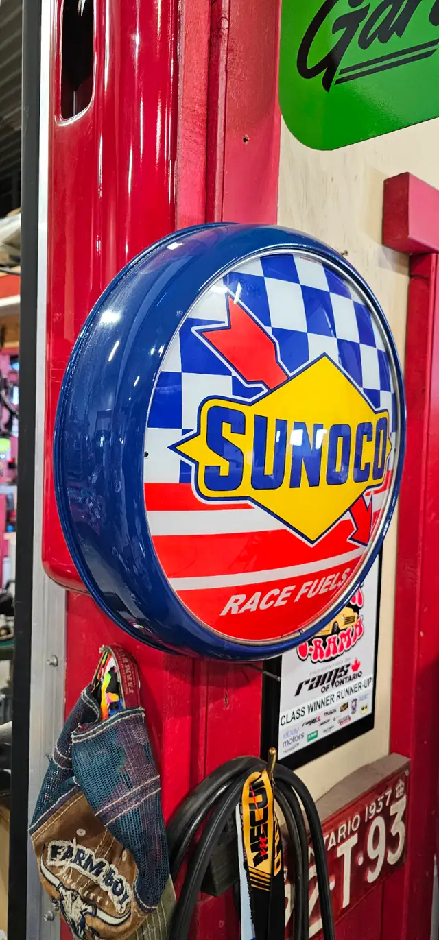 Sunoco globe - Photo 2