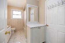 2 Private Fully Furnished Rooms available  Brampton from May 1 - Photo 8