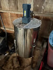 Bee keeping equipment