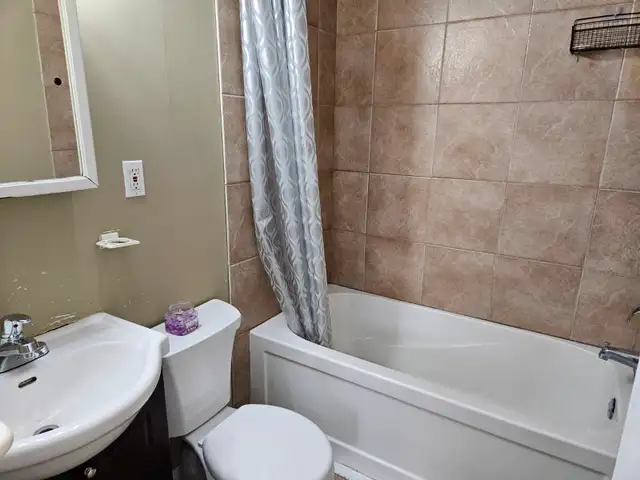 Bachelor and 1 Bedroom Apartment 7th Street East near Preston Av - Photo 6