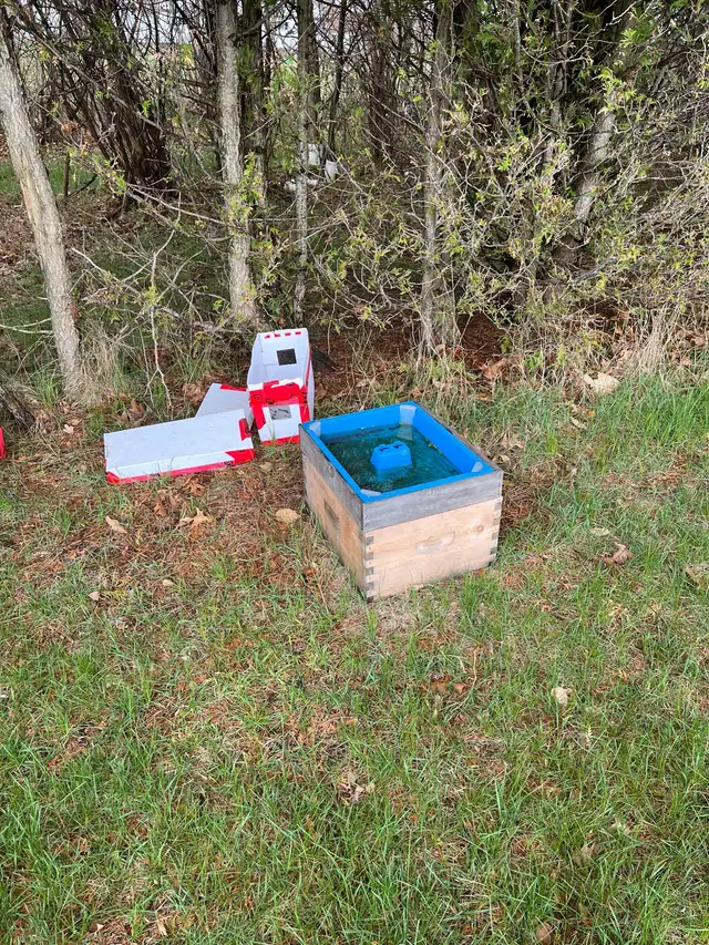 Bee keeping equipment - Photo 4